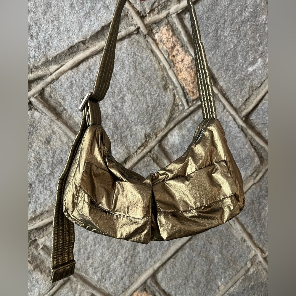 BAGGU brass metallic cargo shoulder bag